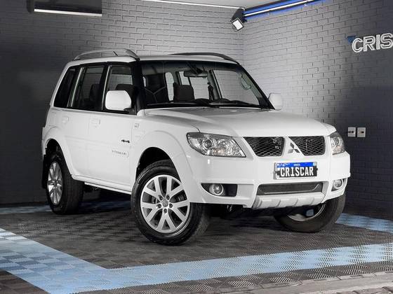 MITSUBISHI PAJERO TR4 2.0 4X4 16V 140CV FLEX 4P AUTOMÁTICO
